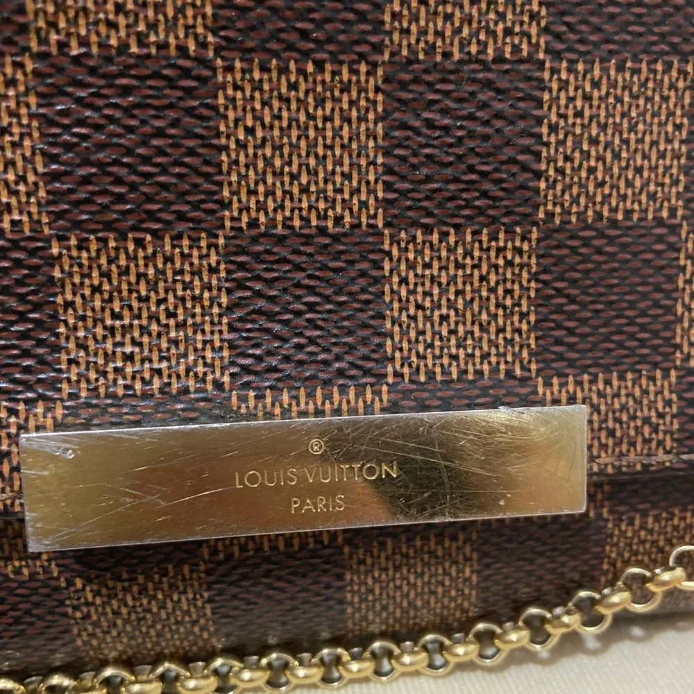 Lv - Picture 5 of 13